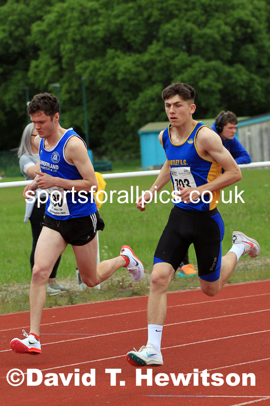 Men and Boys 800 metres, 2022 North Eastern Track and Field Champs., Middlesbrough. David T. Hewitson/Sports for All Pics